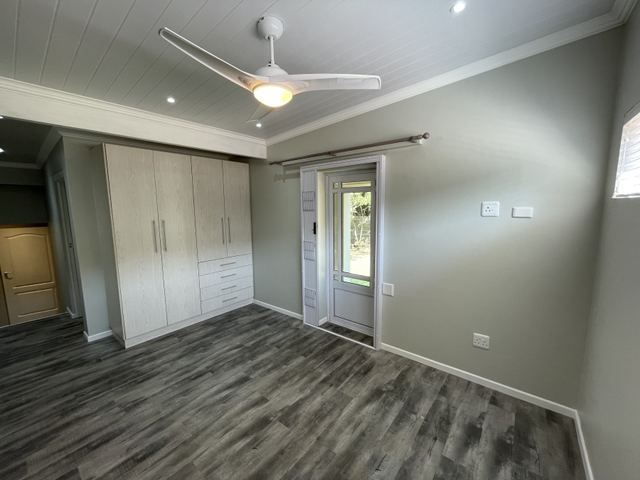 1 Bedroom Property for Sale in Kidds Beach Eastern Cape